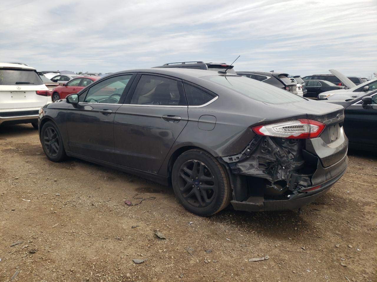 2016 Ford Fusion Se - Image 2