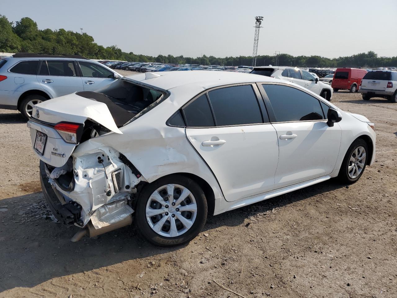 2024 Toyota Corolla Le - Фото 3