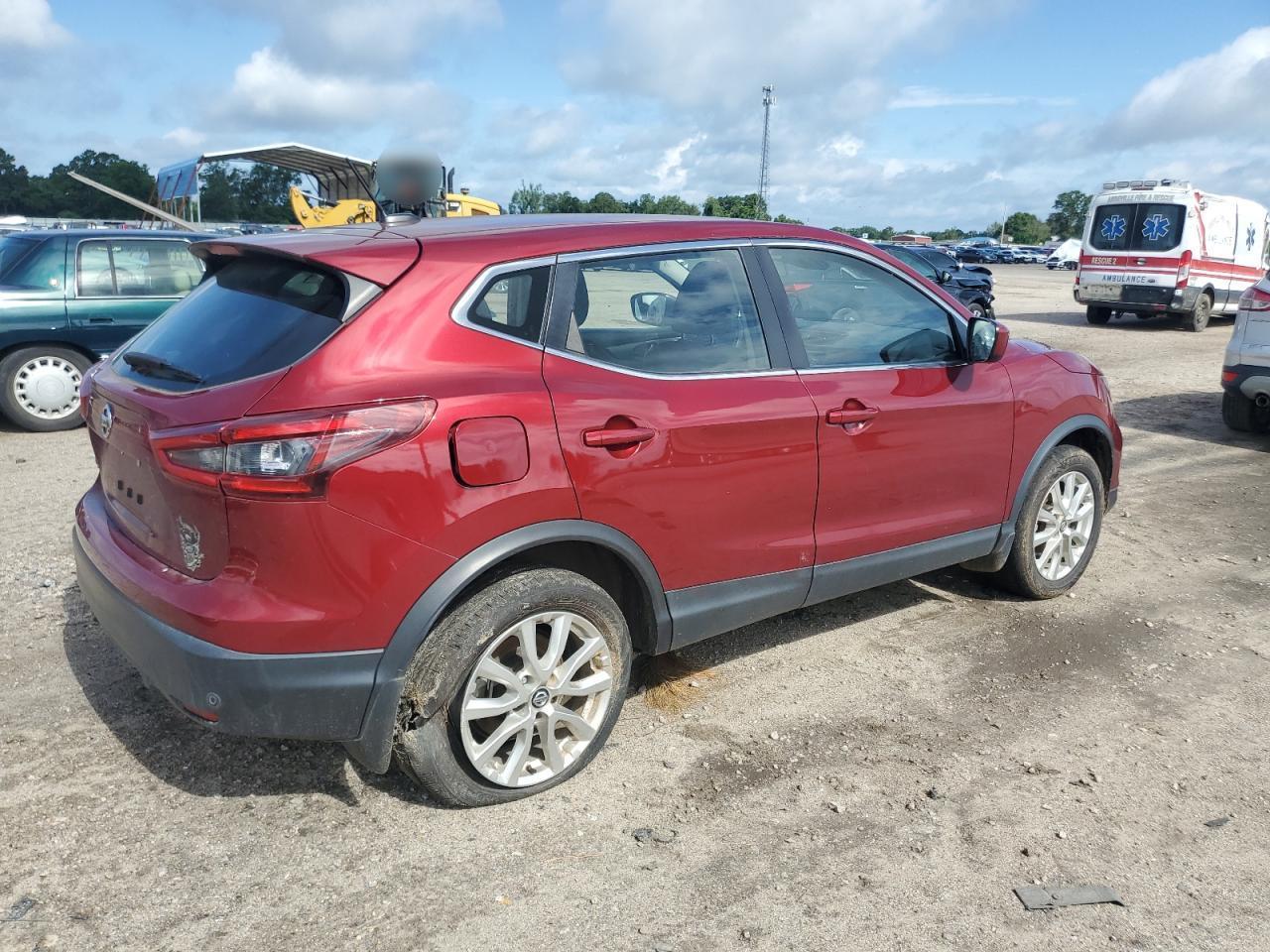 2021 Nissan Rogue Sport S - Фото 3