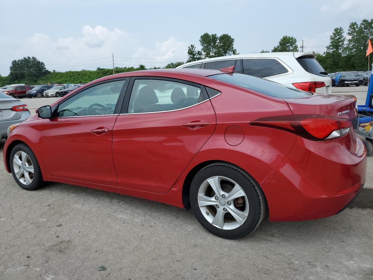 2016 Hyundai Elantra Se - Фото 2