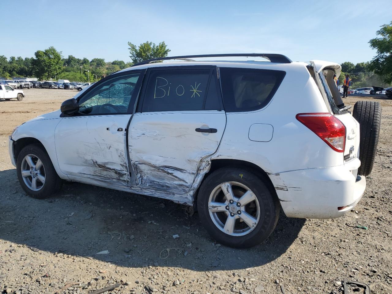 2007 Toyota Rav4 - Image 2