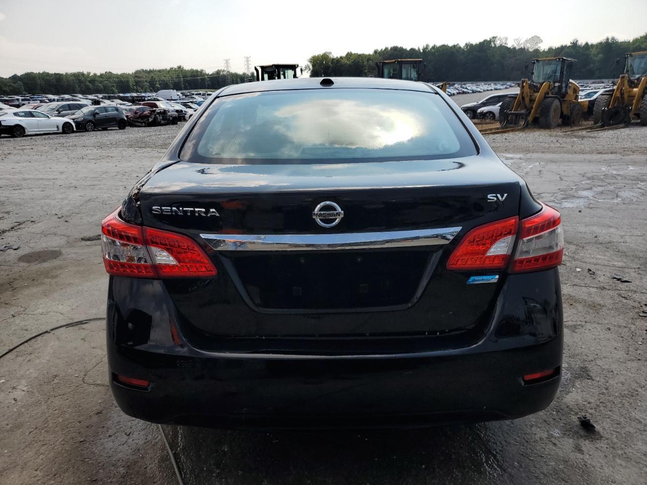 2015 Nissan Sentra S - Фото 6