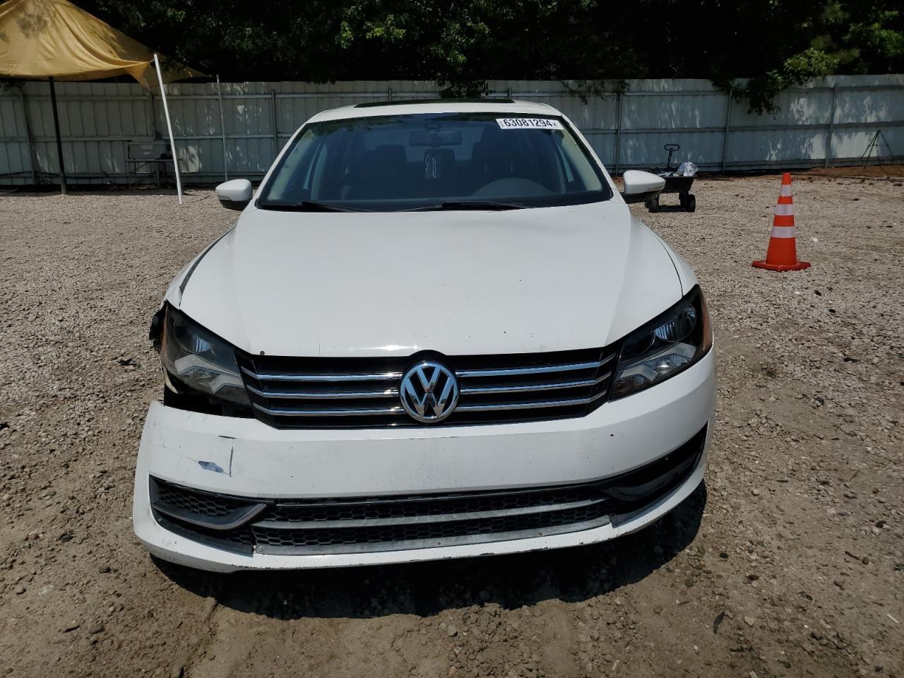 2014 Volkswagen Passat Se - Image 5