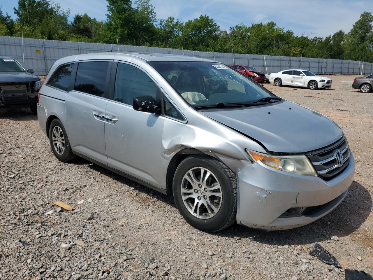 2013 Honda Odyssey Exl - Image 4