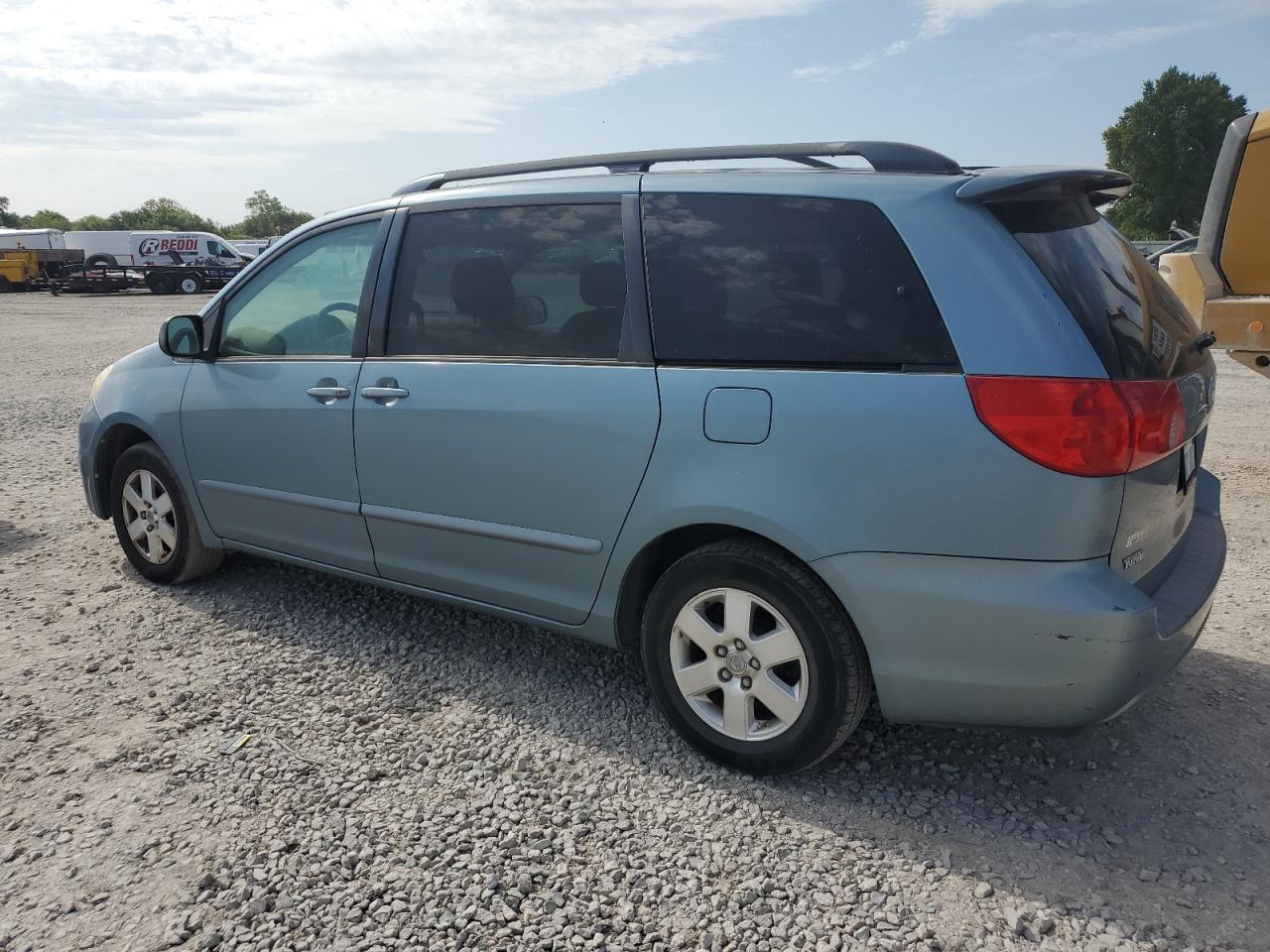 2006 Toyota Sienna Ce - Фото 2