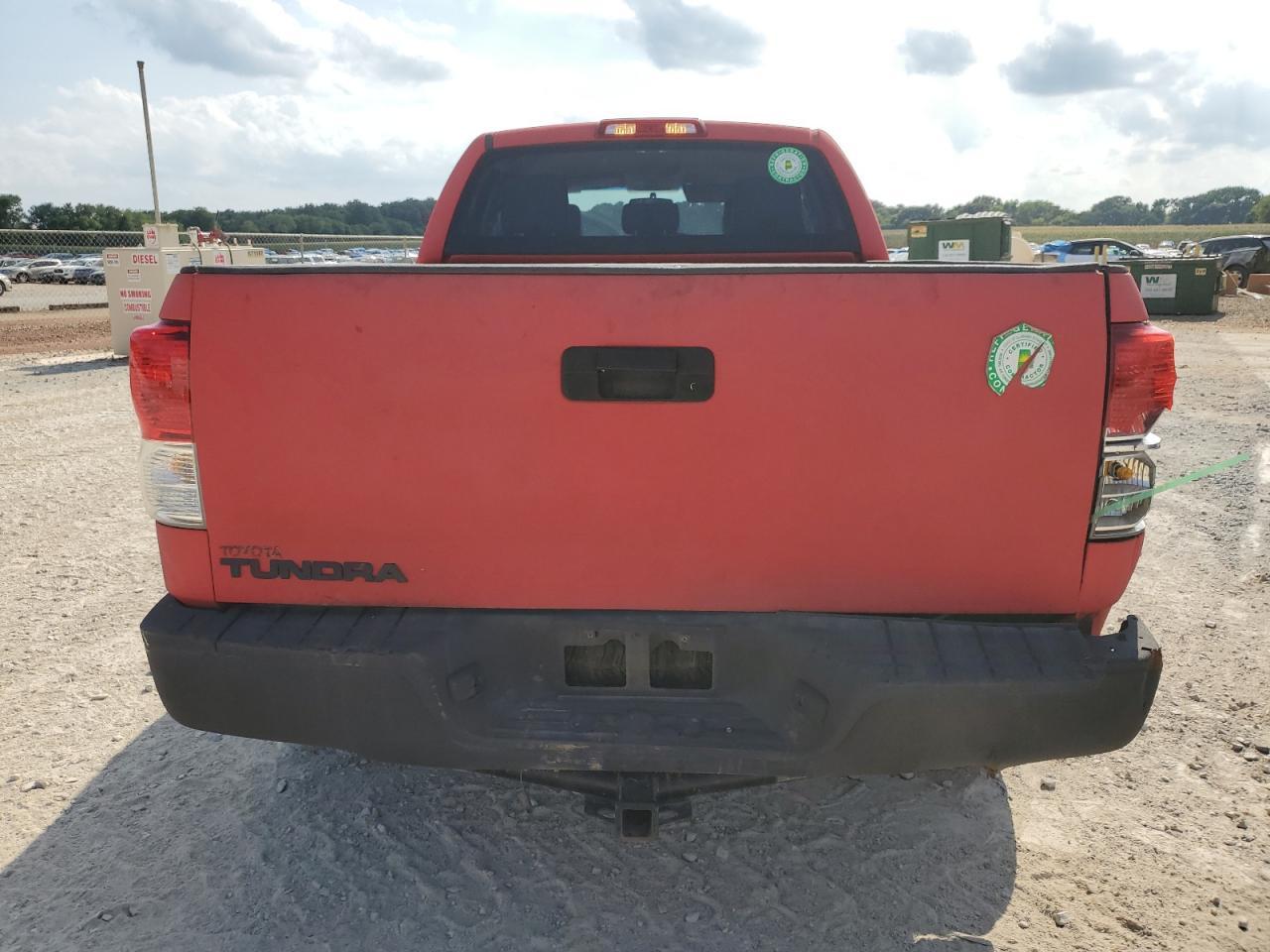 2011 Toyota Tundra Double Cab Sr5 - Image 6