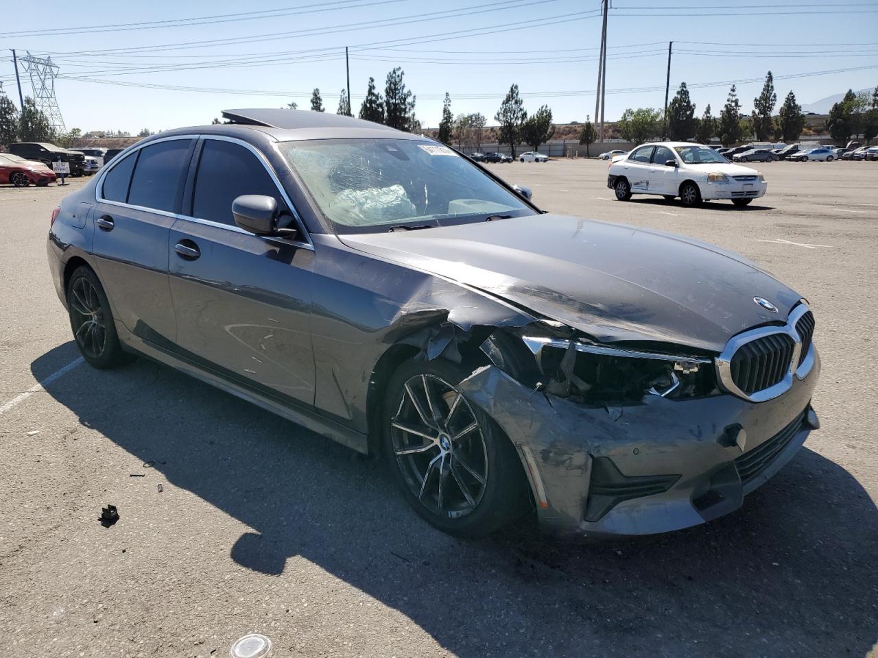 2020 BMW 330I - Image 4