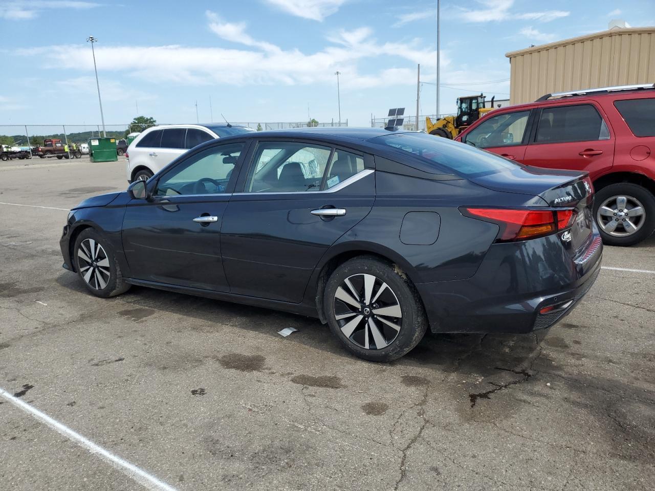 2022 Nissan Altima Sv - Фото 2