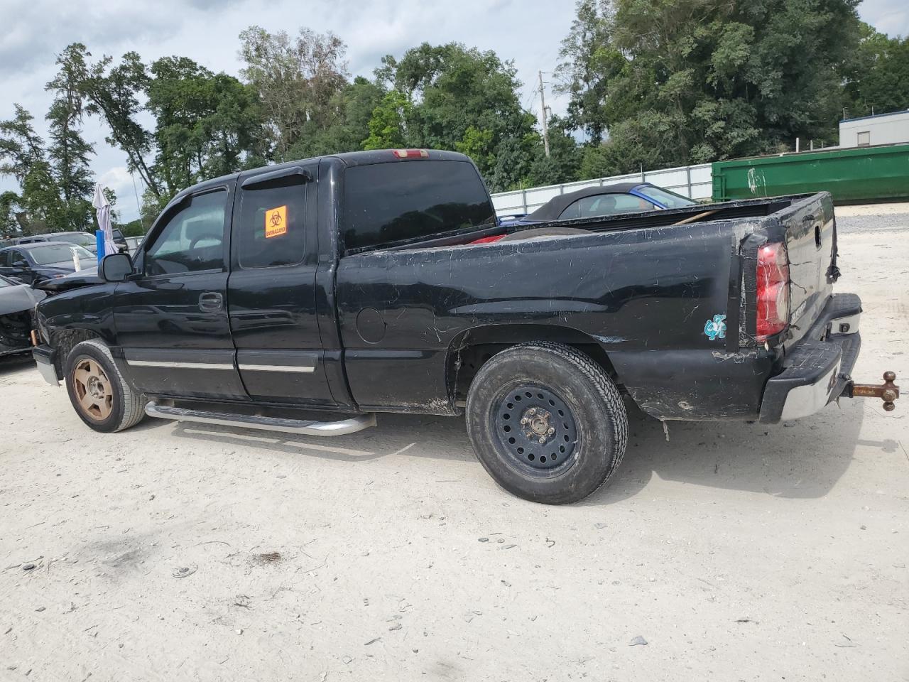2007 Chevrolet Silverado C1500 Classic - Image 2