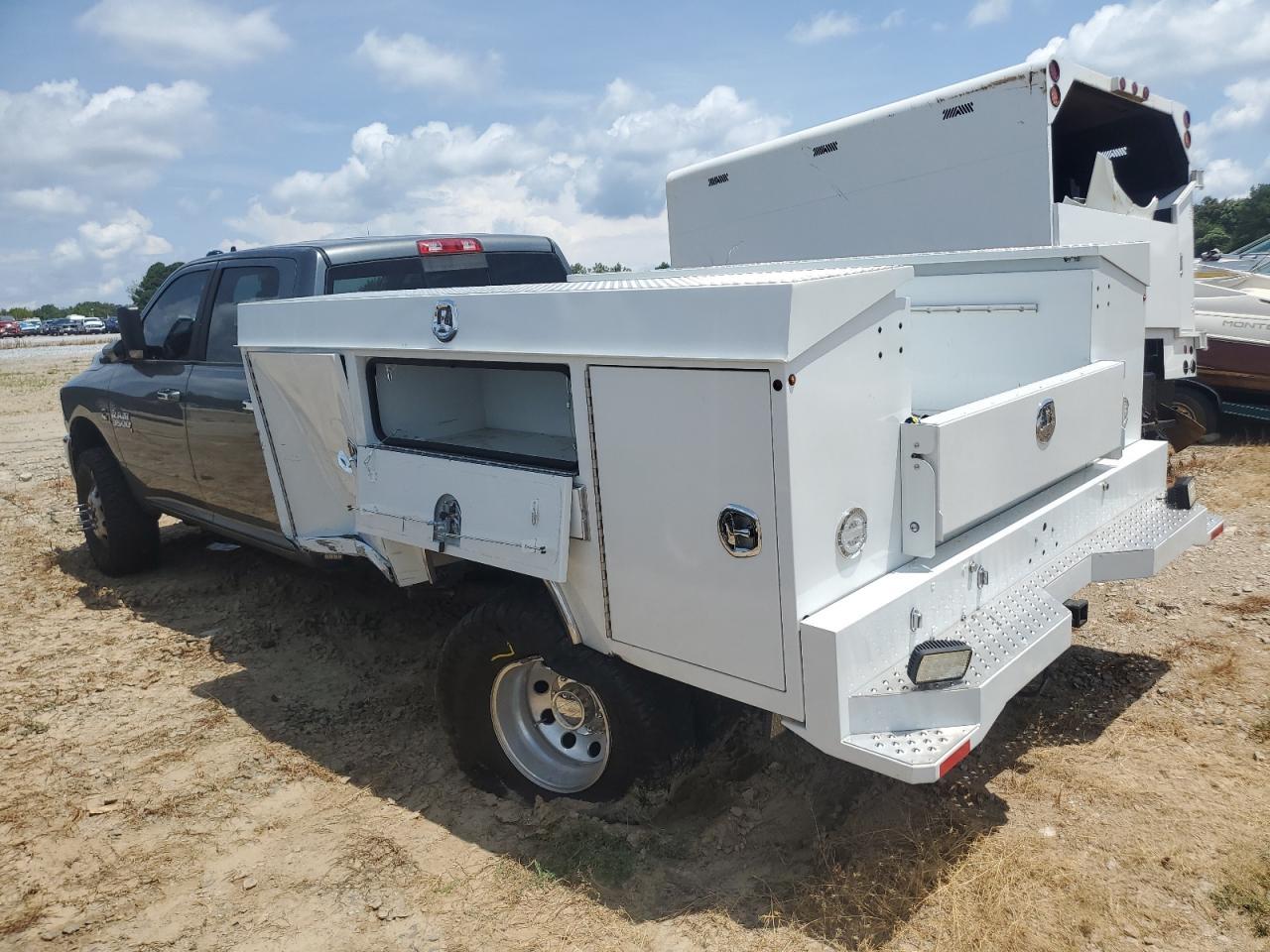 2013 Ram 3500 Slt - Фото 2