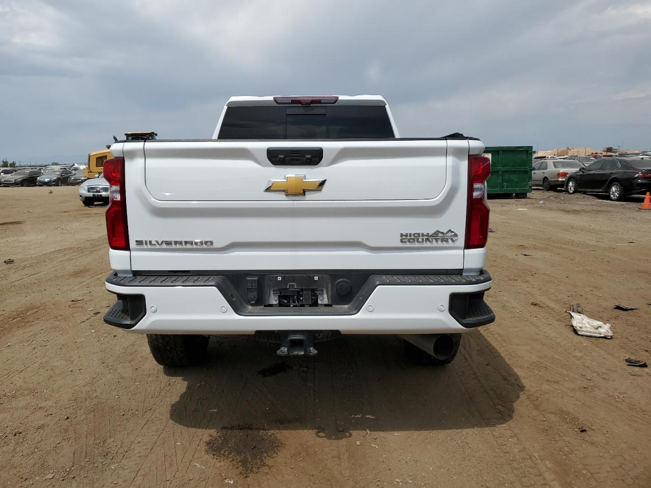 2022 Chevrolet Silverado K3500 High Country - Фото 6