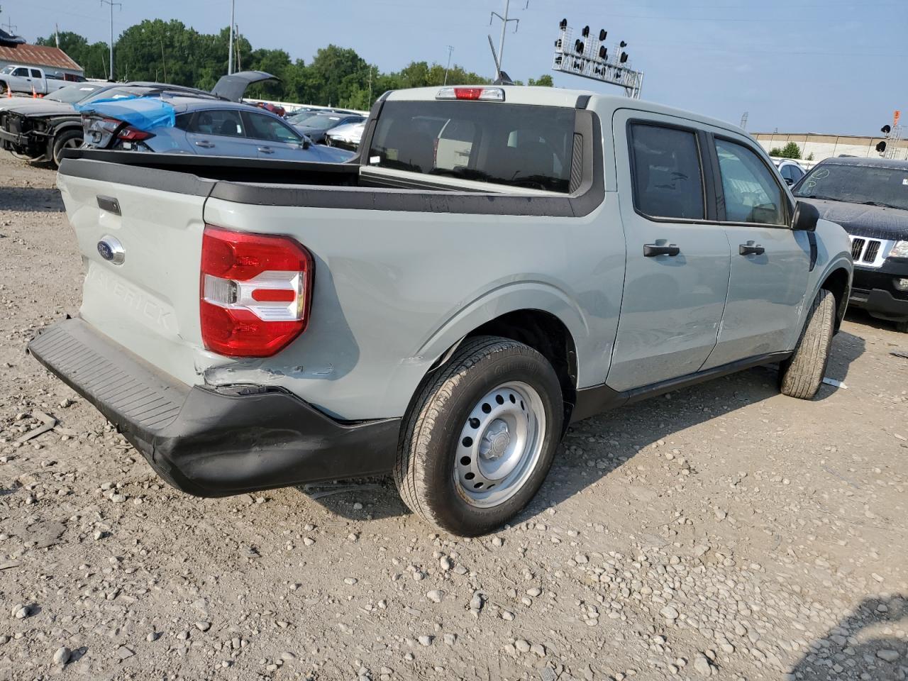 2024 Ford Maverick Xl - Image 3