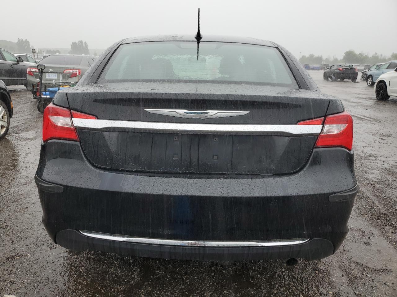 2013 Chrysler 200 Lx - Image 6