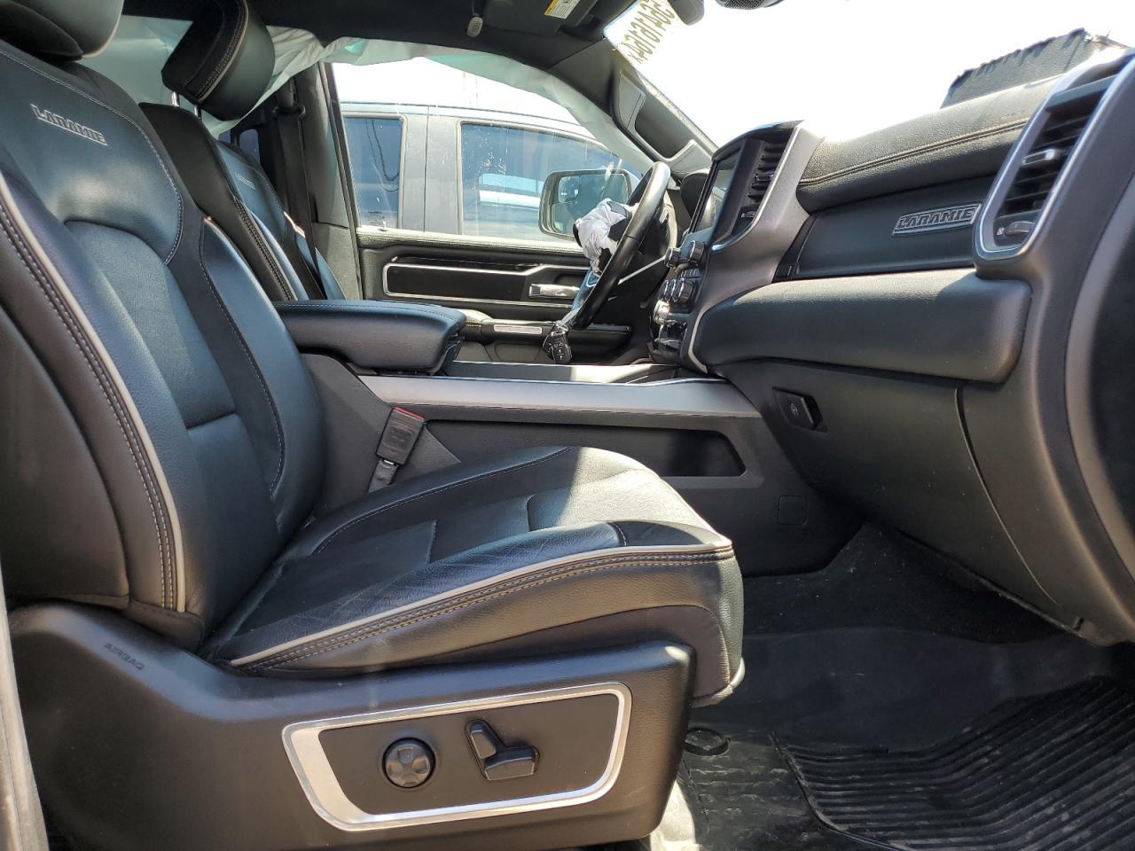 2021 Ram 1500 Laramie - Фото 7