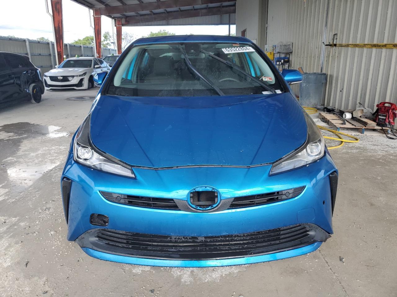 2020 Toyota Prius L - Фото 5