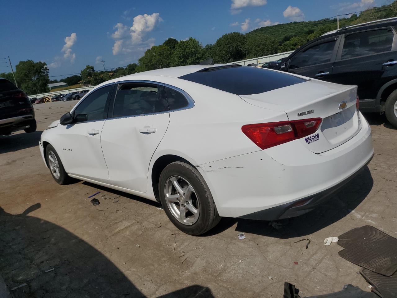 2018 Chevrolet Malibu Ls - Фото 2
