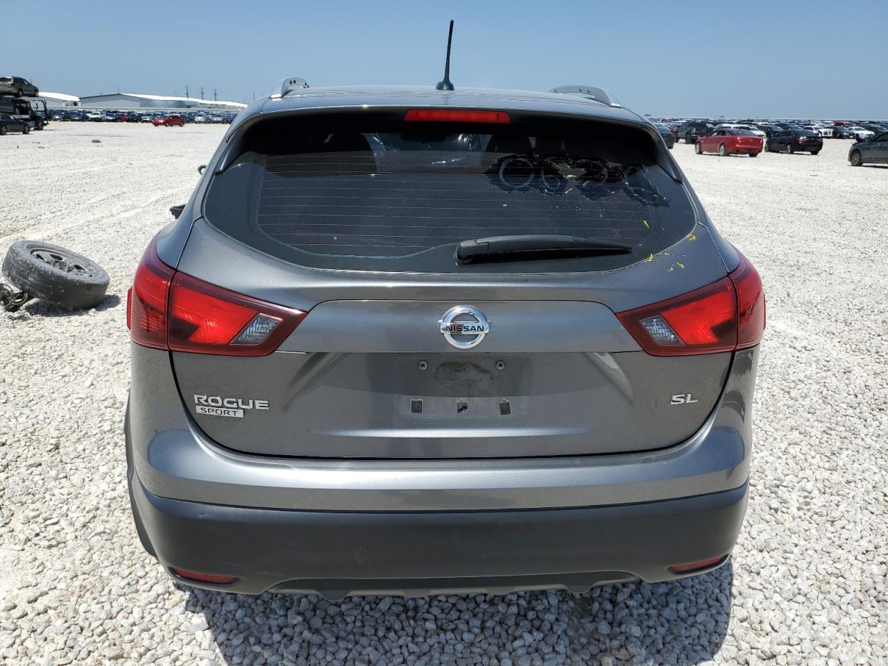 2017 Nissan Rogue Sport S - Image 6