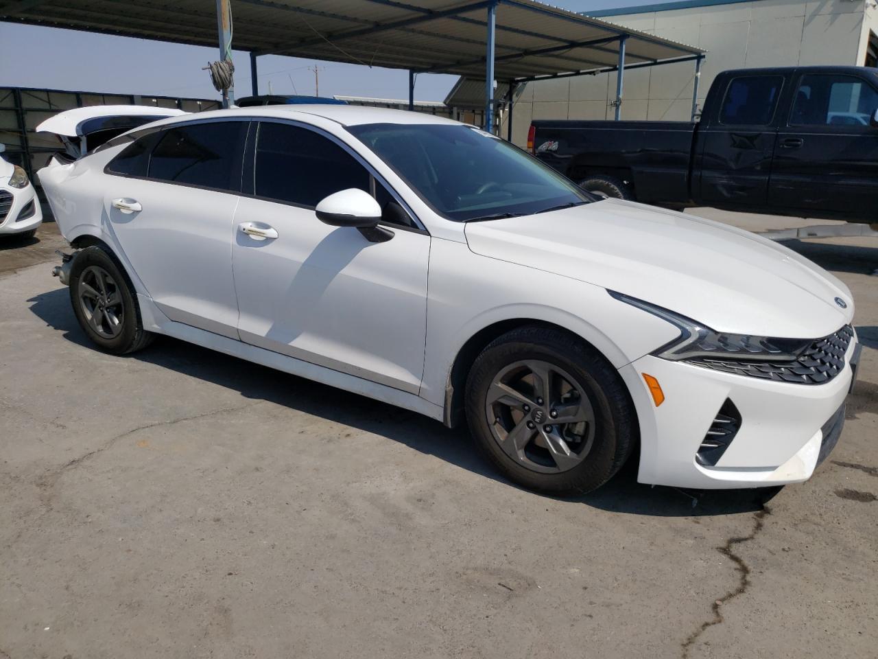 2021 Kia K5 Lxs - Фото 4