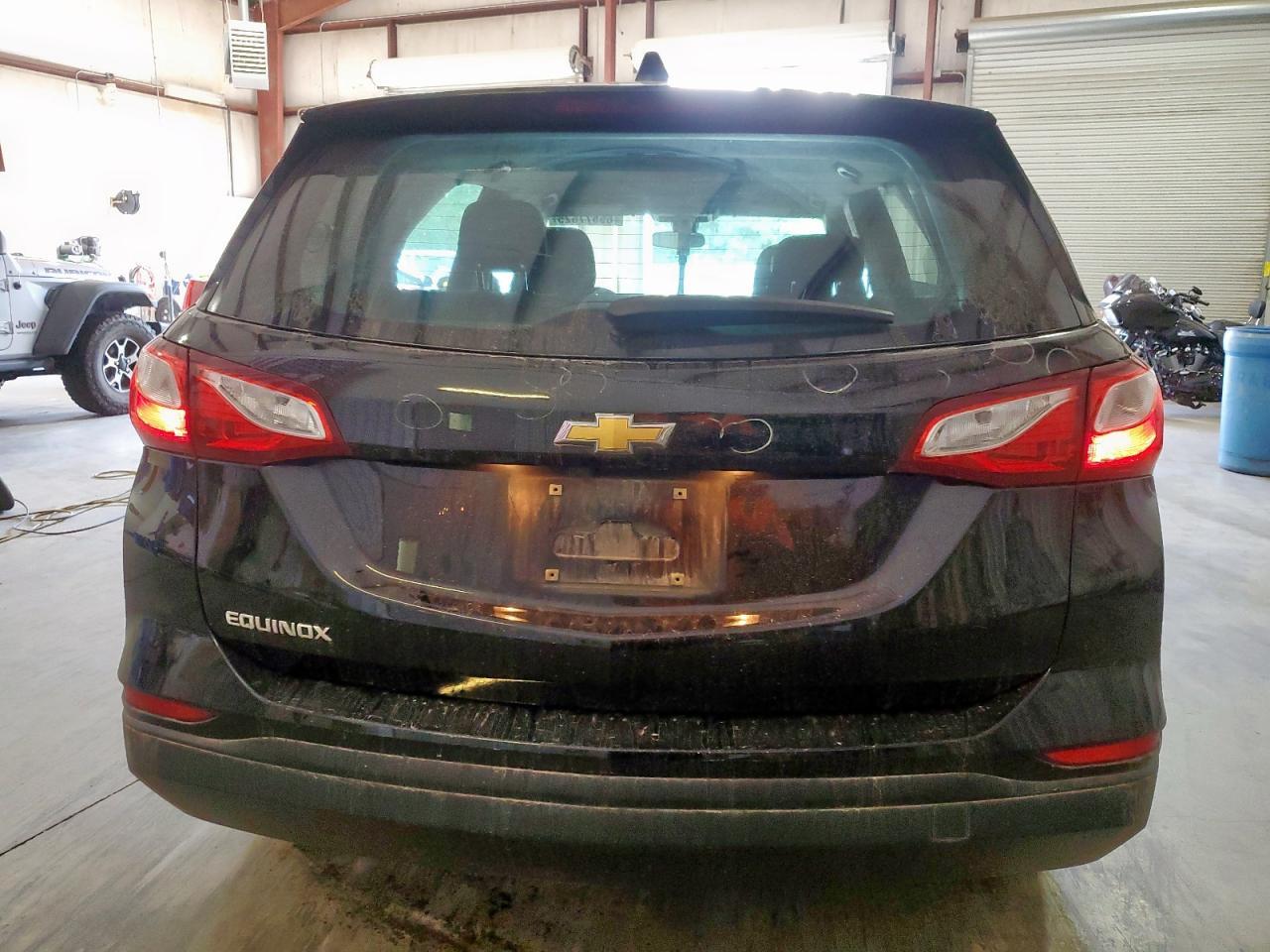 2020 Chevrolet Equinox Ls - Фото 6