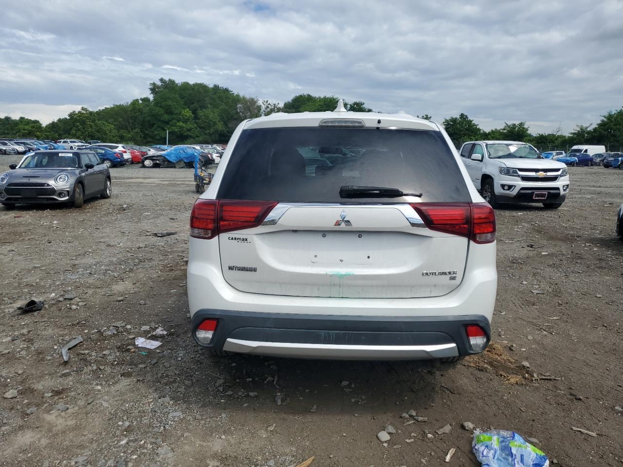 2017 Mitsubishi Outlander Se - Фото 6