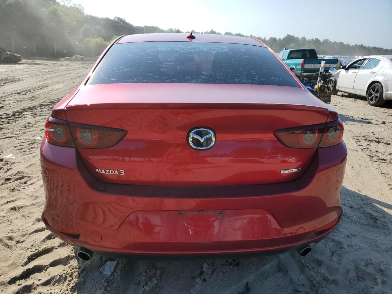 2021 Mazda 3 Premium - Image 6