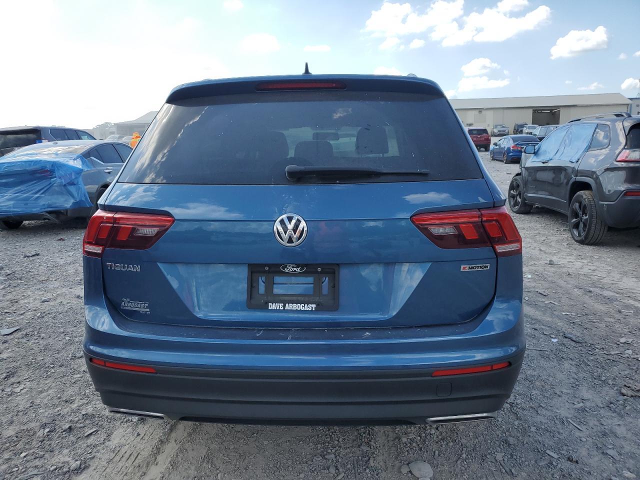 2020 Volkswagen Tiguan S - Image 6