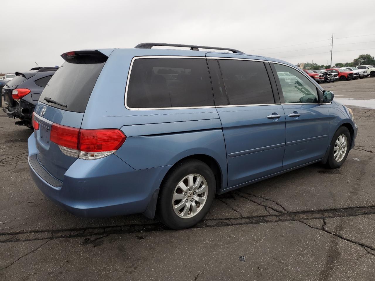 2008 Honda Odyssey Ex - Image 3