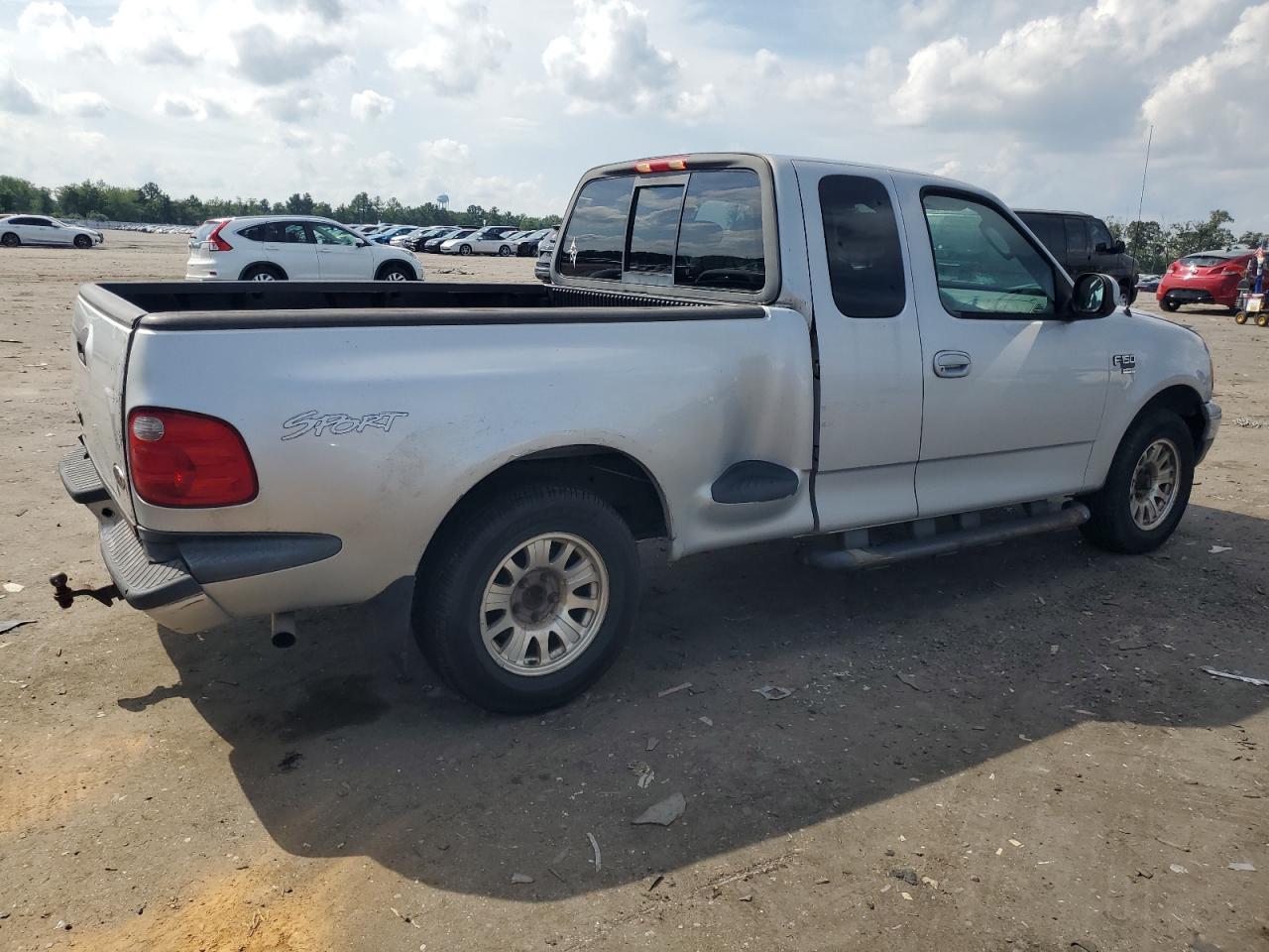 2003 Ford F150 - Image 3