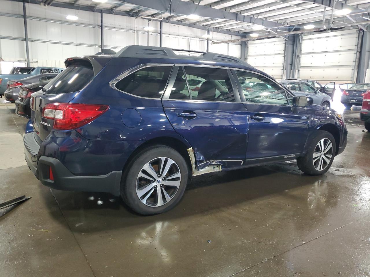 2018 Subaru Outback 2.5I Limited - Image 3