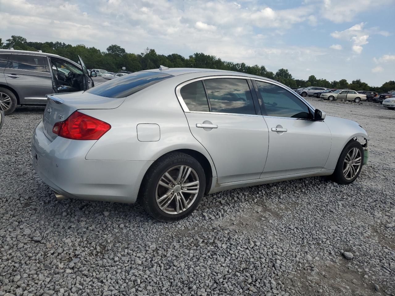 2013 Infiniti G37 - Image 3