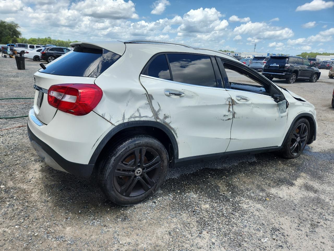 2018 Mercedes-Benz Gla 250 - Image 3