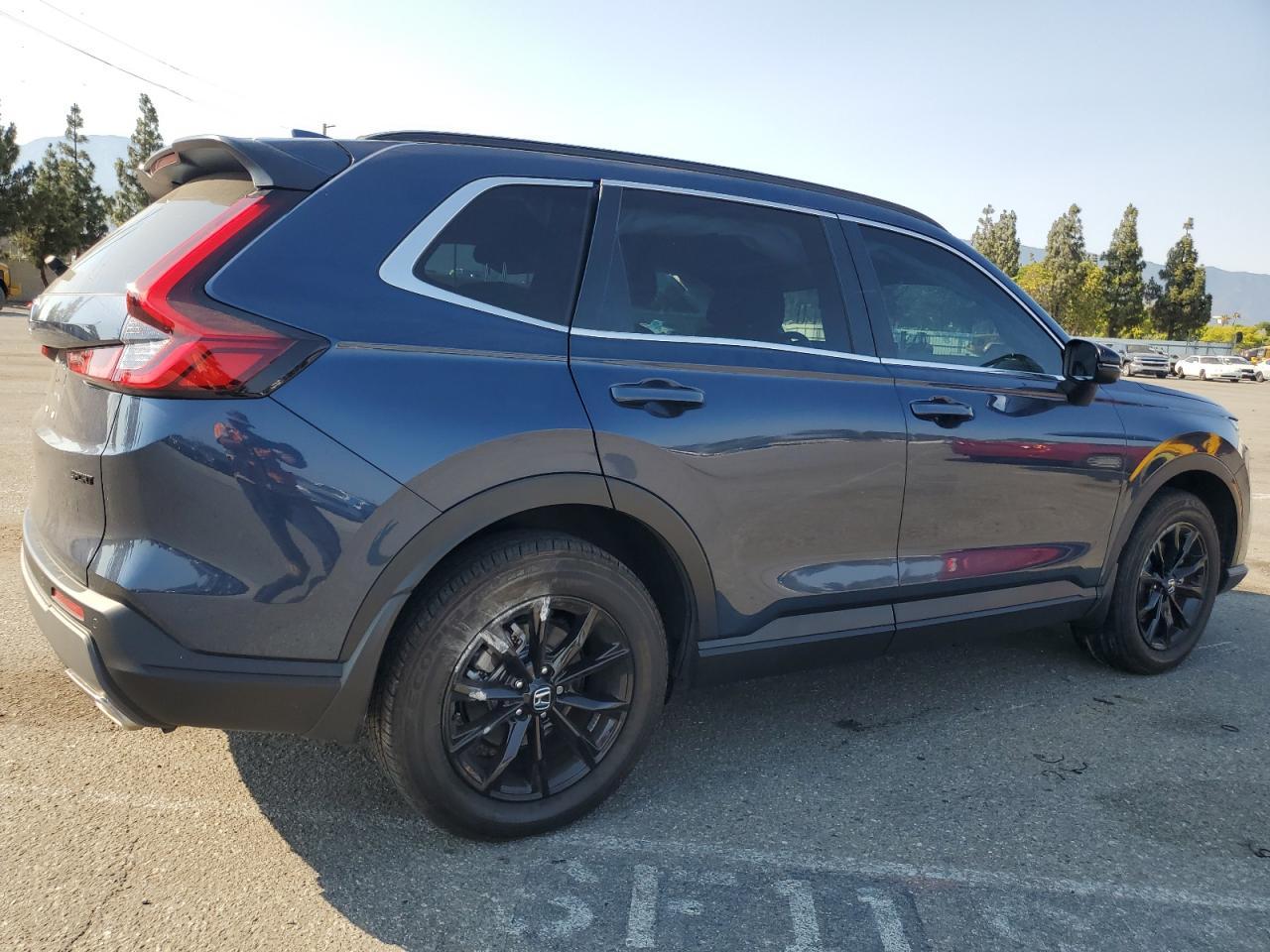 2024 Honda Cr-V Sport-L - Image 3