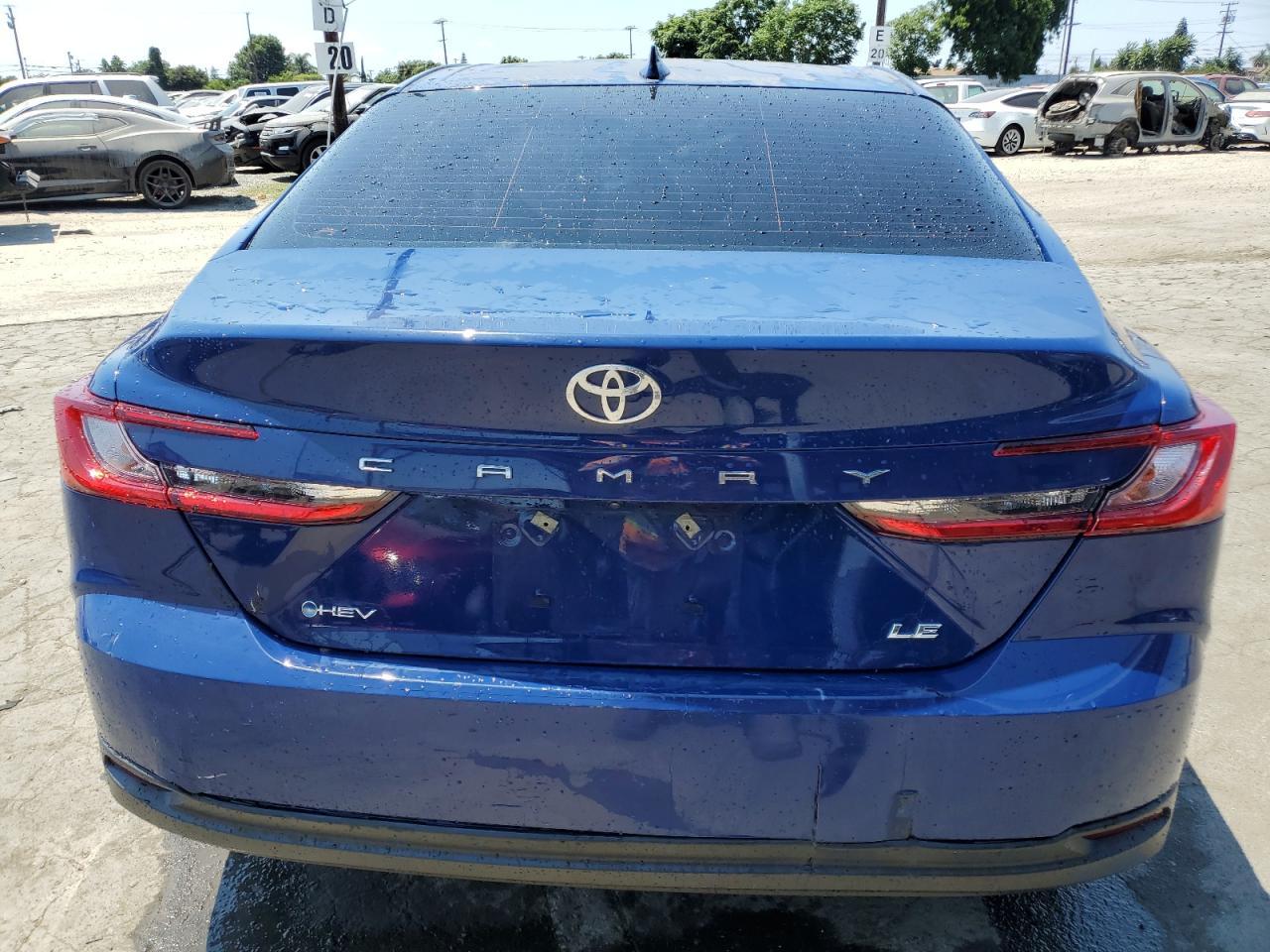 2025 Toyota Camry Xse - Фото 6