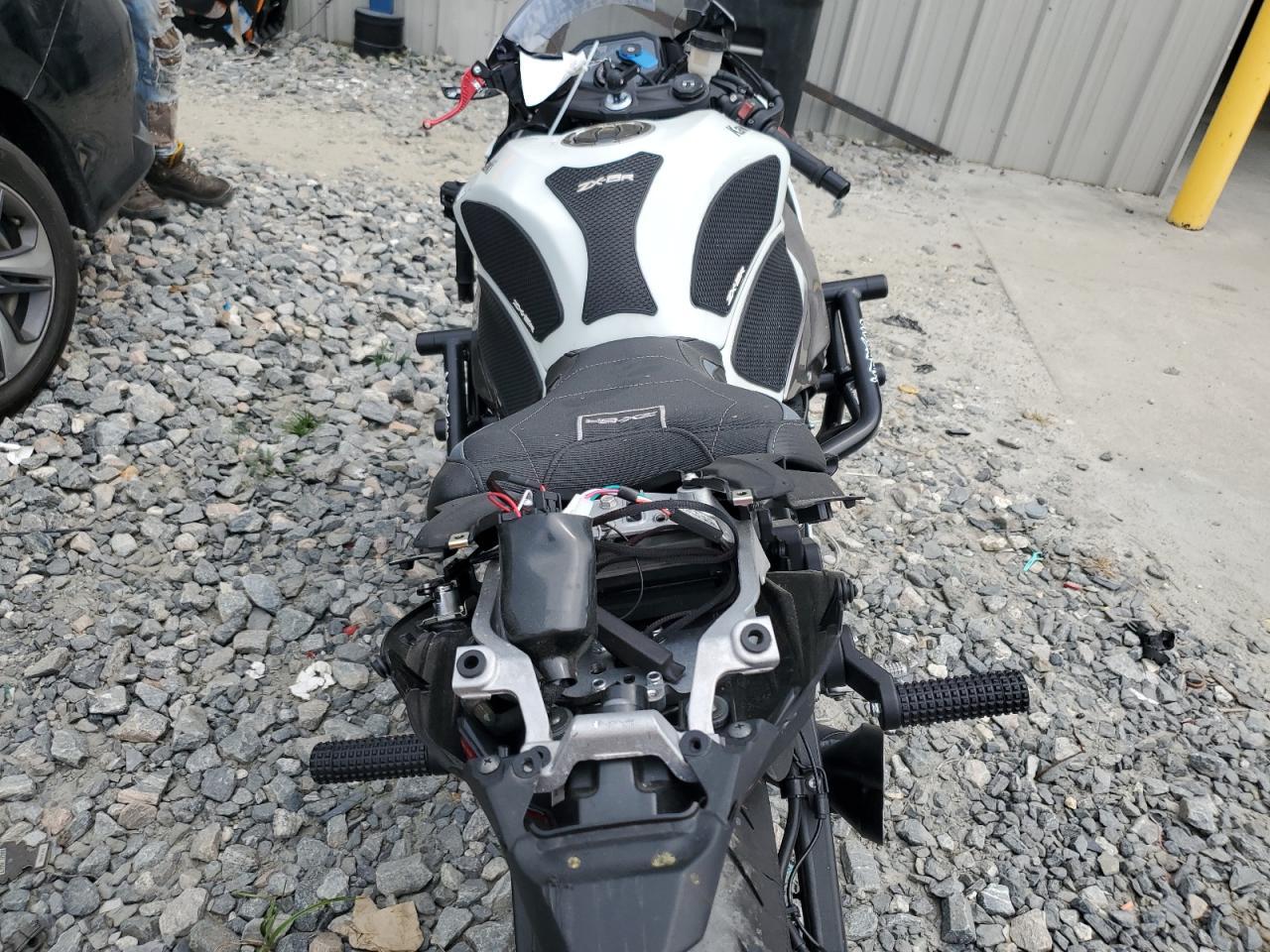 2025 Kawasaki Zx636 K - Фото 6