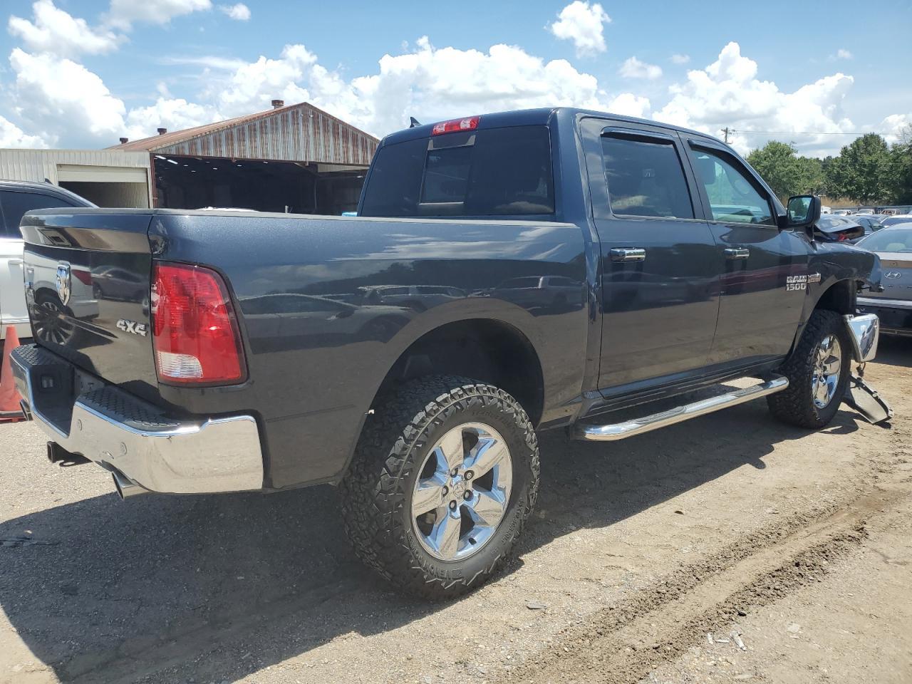 2015 Ram 1500 Slt - Image 3