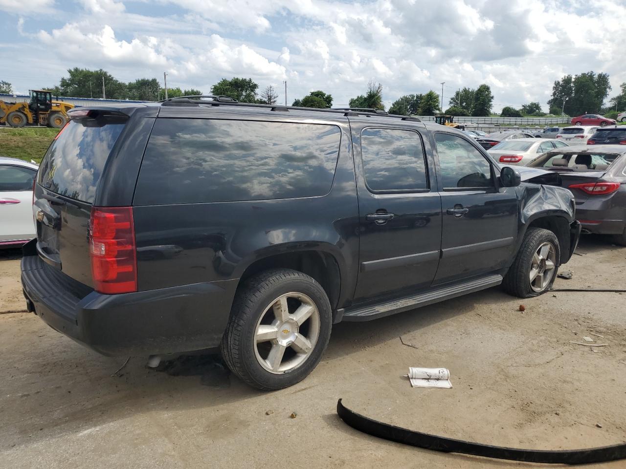 2007 Chevrolet Suburban K1500 - Фото 3