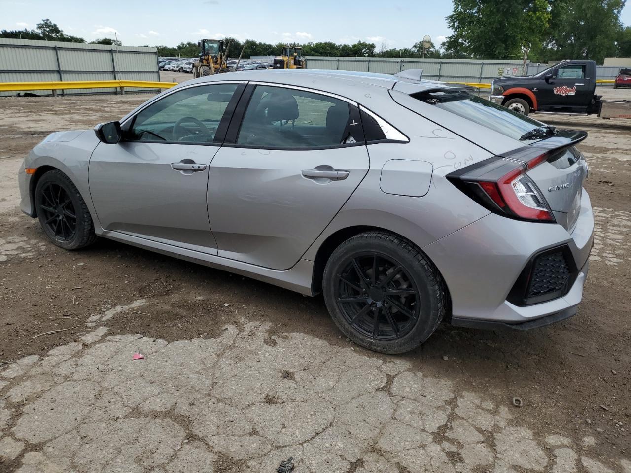 2019 Honda Civic Ex - Image 2