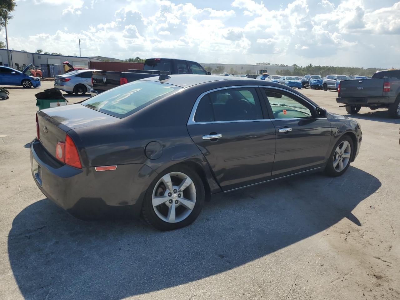 2012 Chevrolet Malibu 1Lt - Image 3