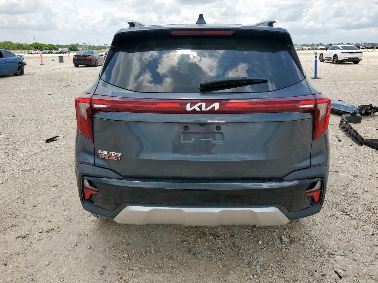 2024 Kia Seltos S - Image 6