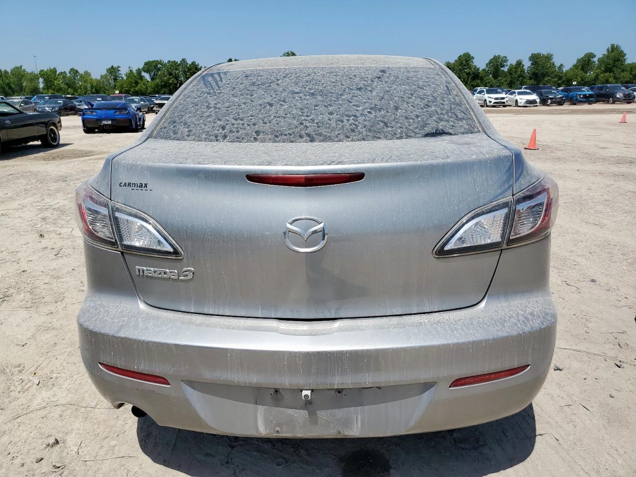 2013 Mazda 3 I - Image 6