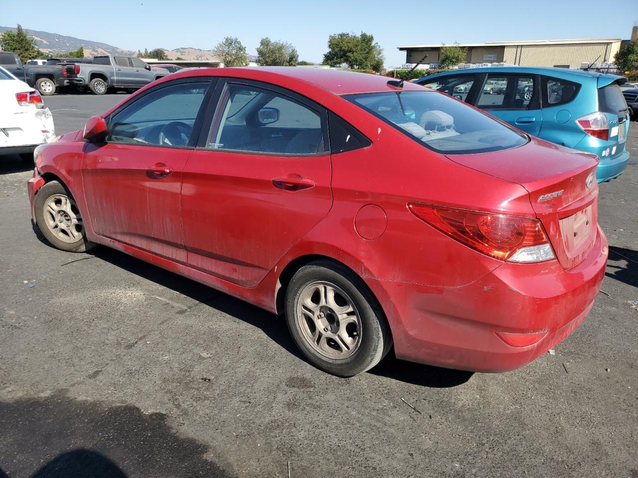 2013 Hyundai Accent Gls - Image 2