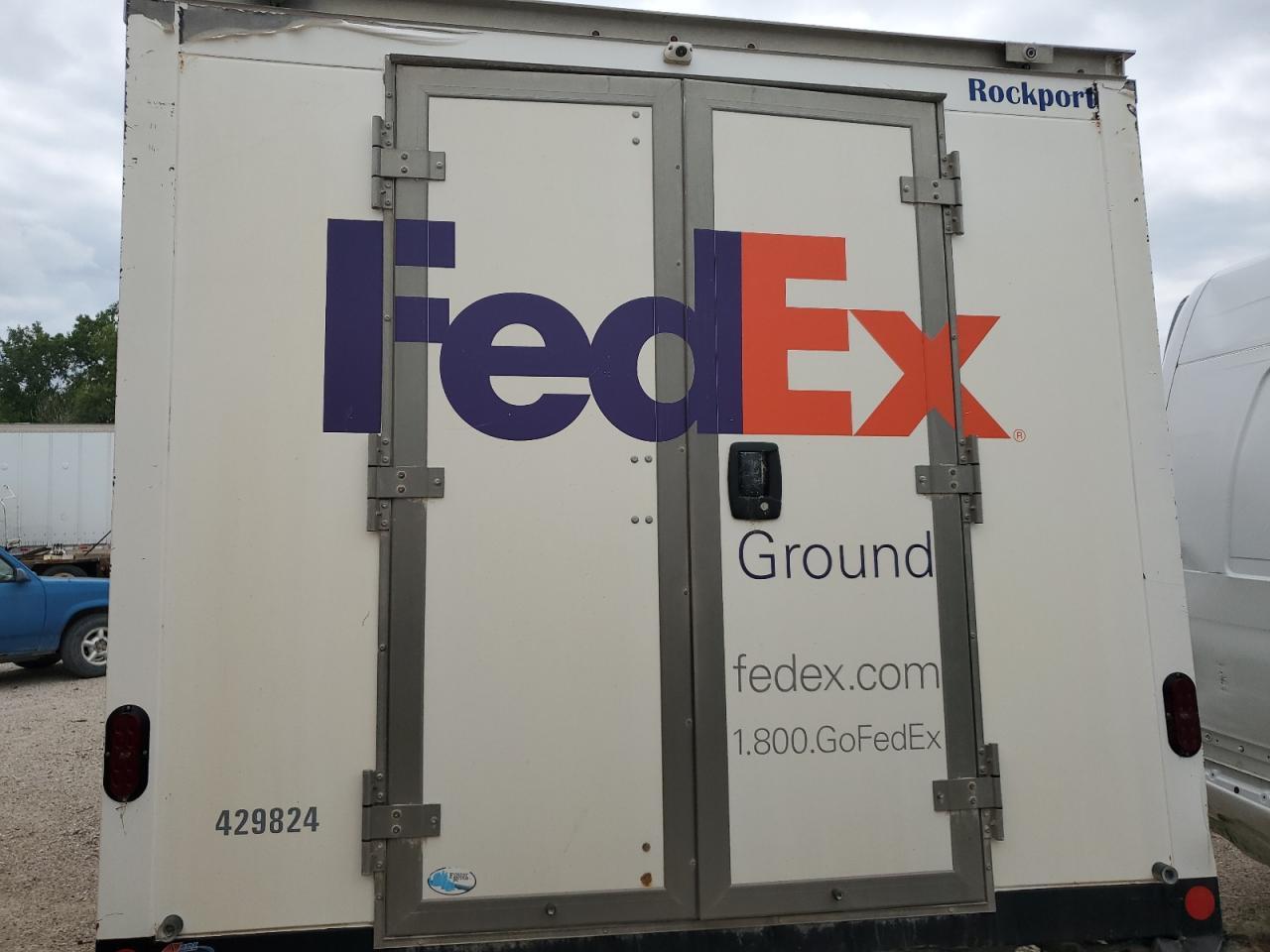 2020 Chevrolet Express G3500 - Image 6