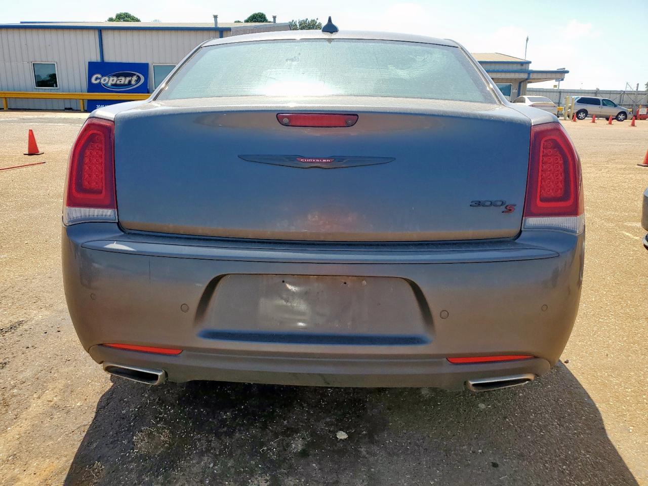 2021 Chrysler 300 S - Фото 6