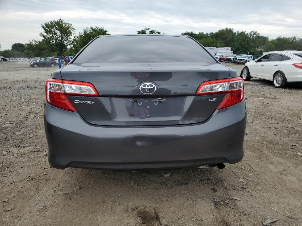2012 Toyota Camry Base - Фото 6