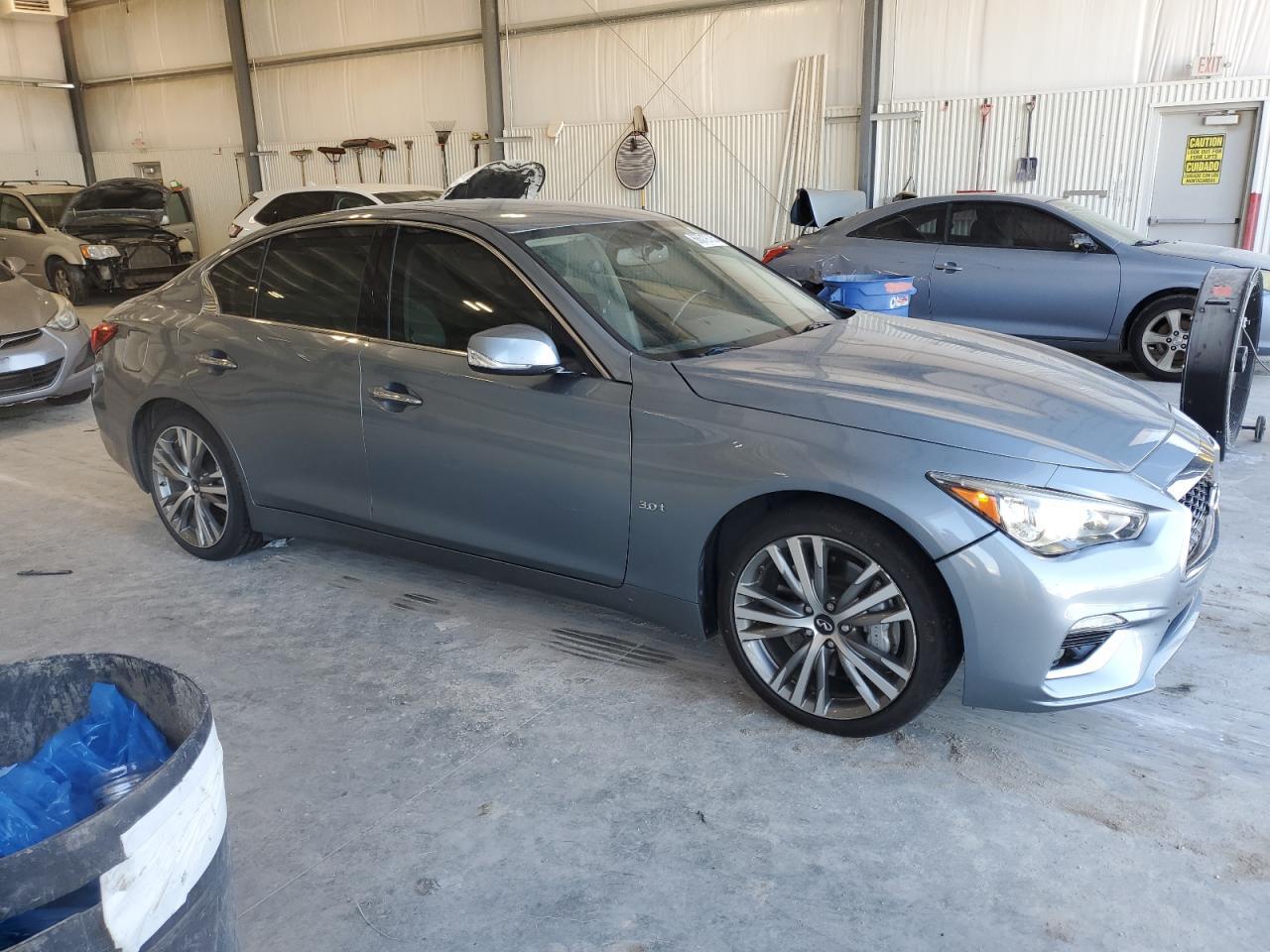 2018 Infiniti Q50 Luxe - Фото 4