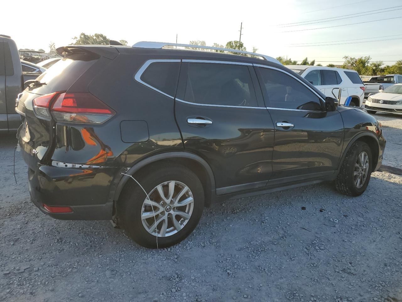 2018 Nissan Rogue S - Image 3