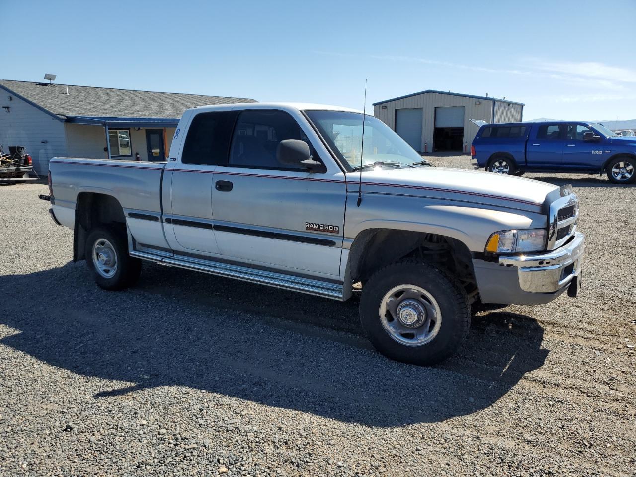 1998 Dodge Ram 2500 - Фото 4