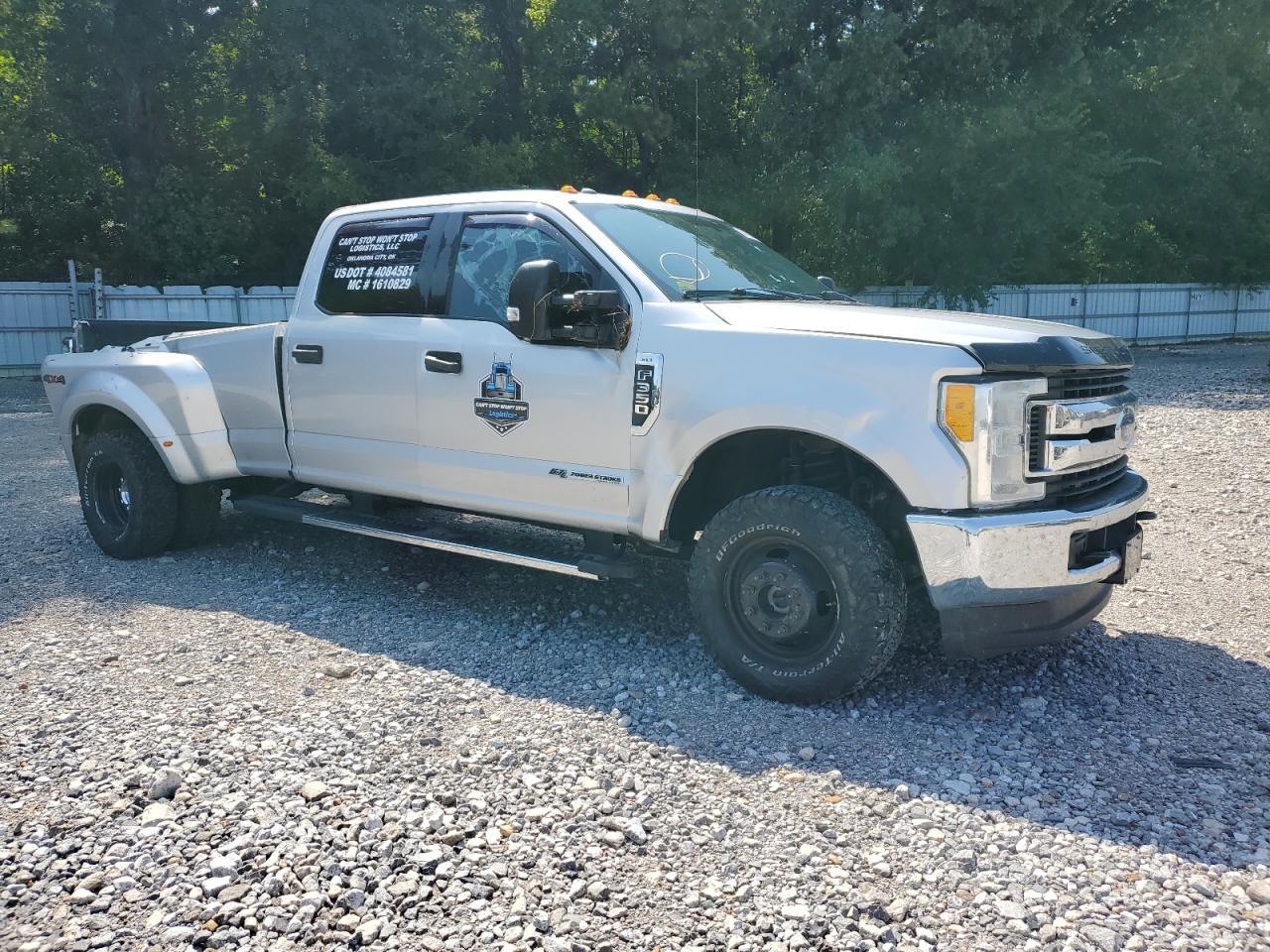 2017 Ford F350 Super Duty - Фото 4