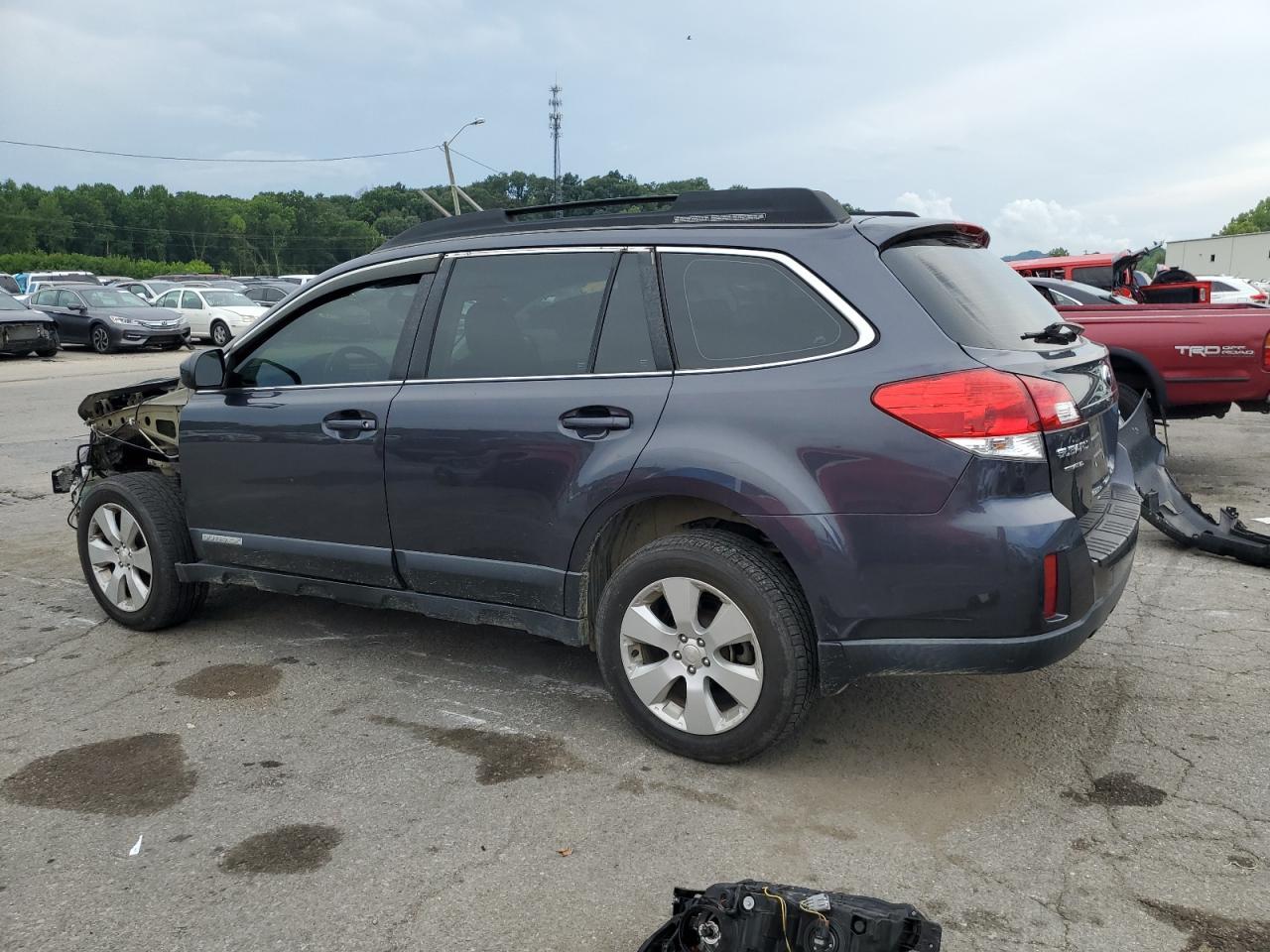 2012 Subaru Outback 2.5I - Image 2