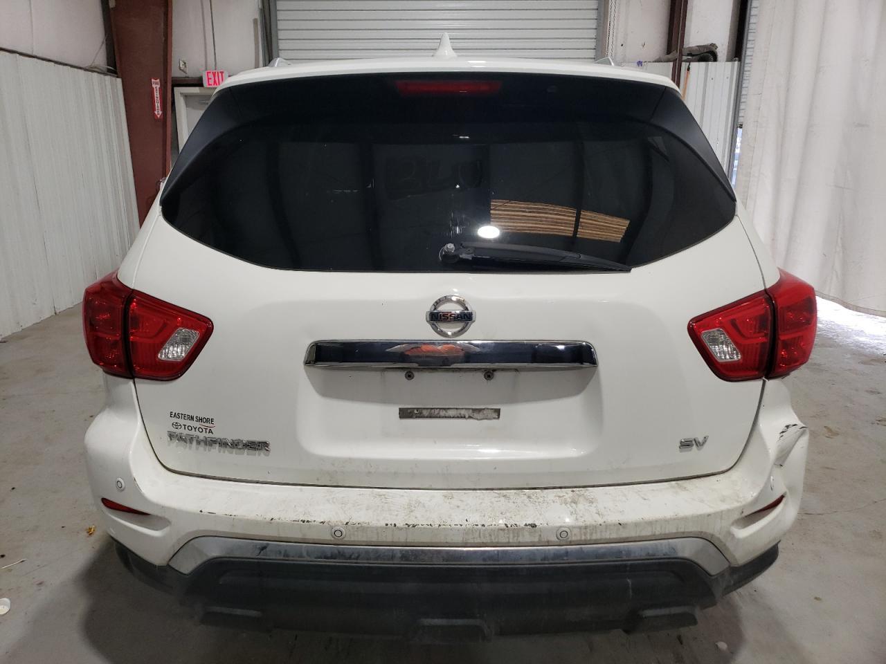 2019 Nissan Pathfinder S - Image 6